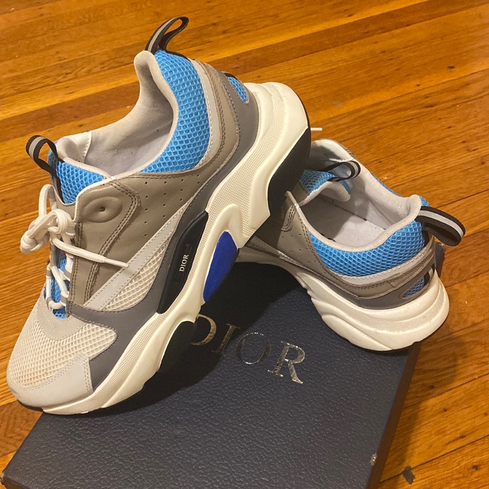 Dior B22 Sneakers